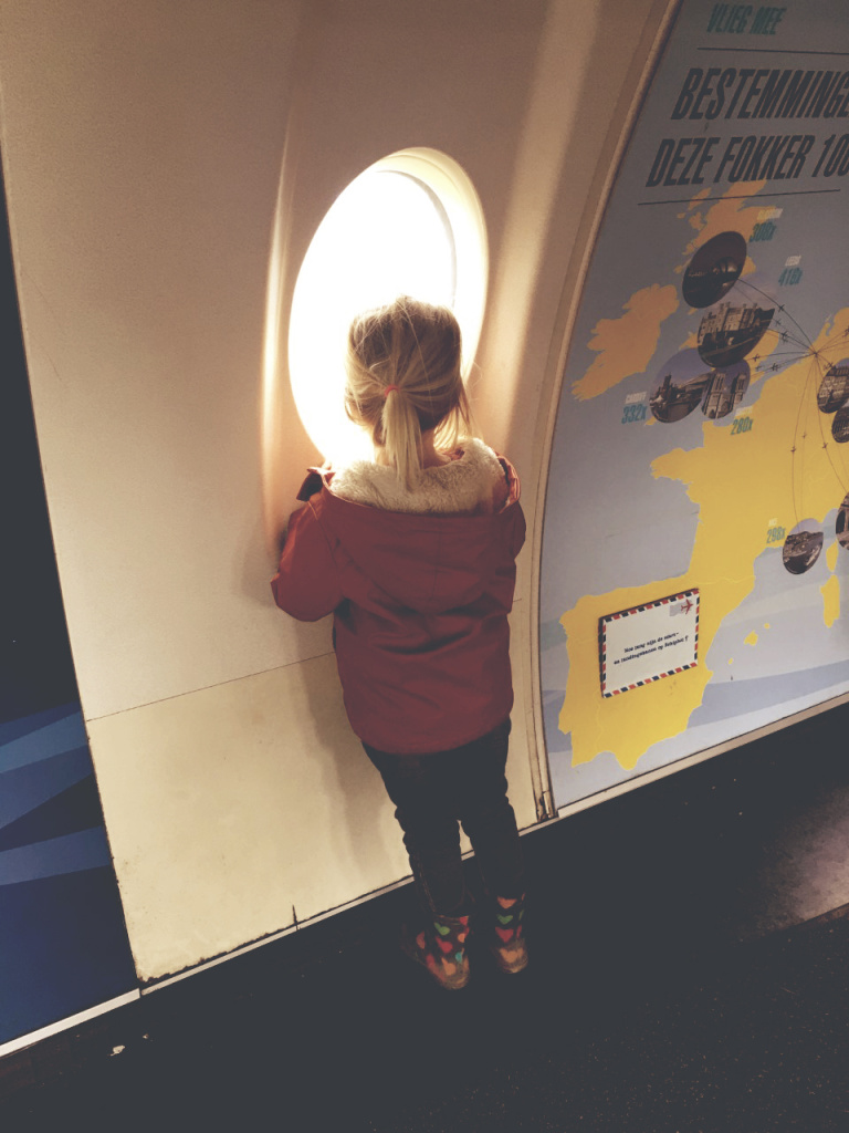 Jong op avontuur Schiphol