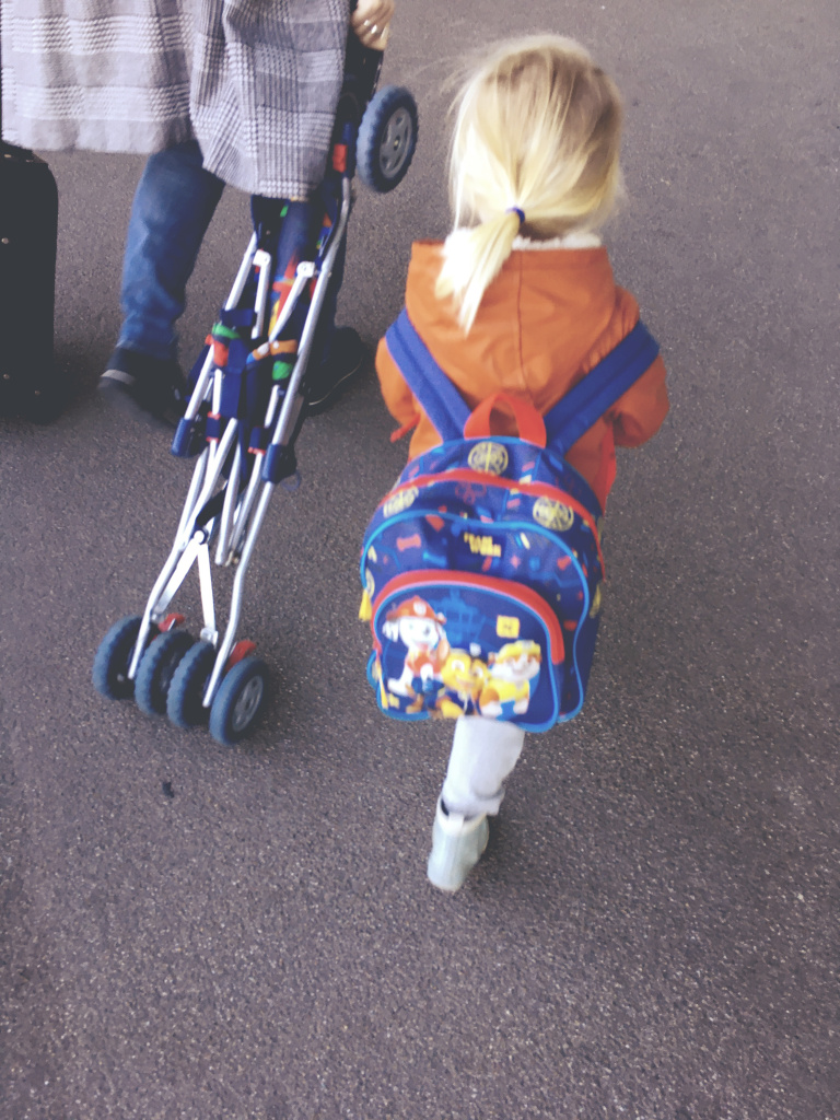 Op Schiphol richting Parijs